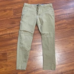 Banana republic Mason Chino khaki. W 31 L 30